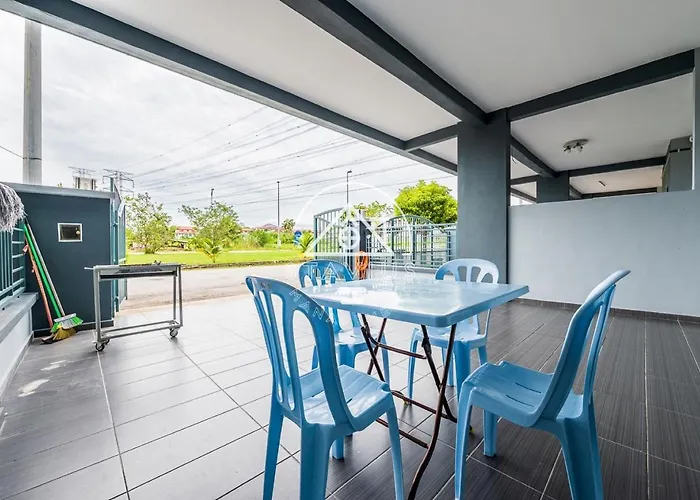 10-14Pax Port Dickson 4Br Double Storey House