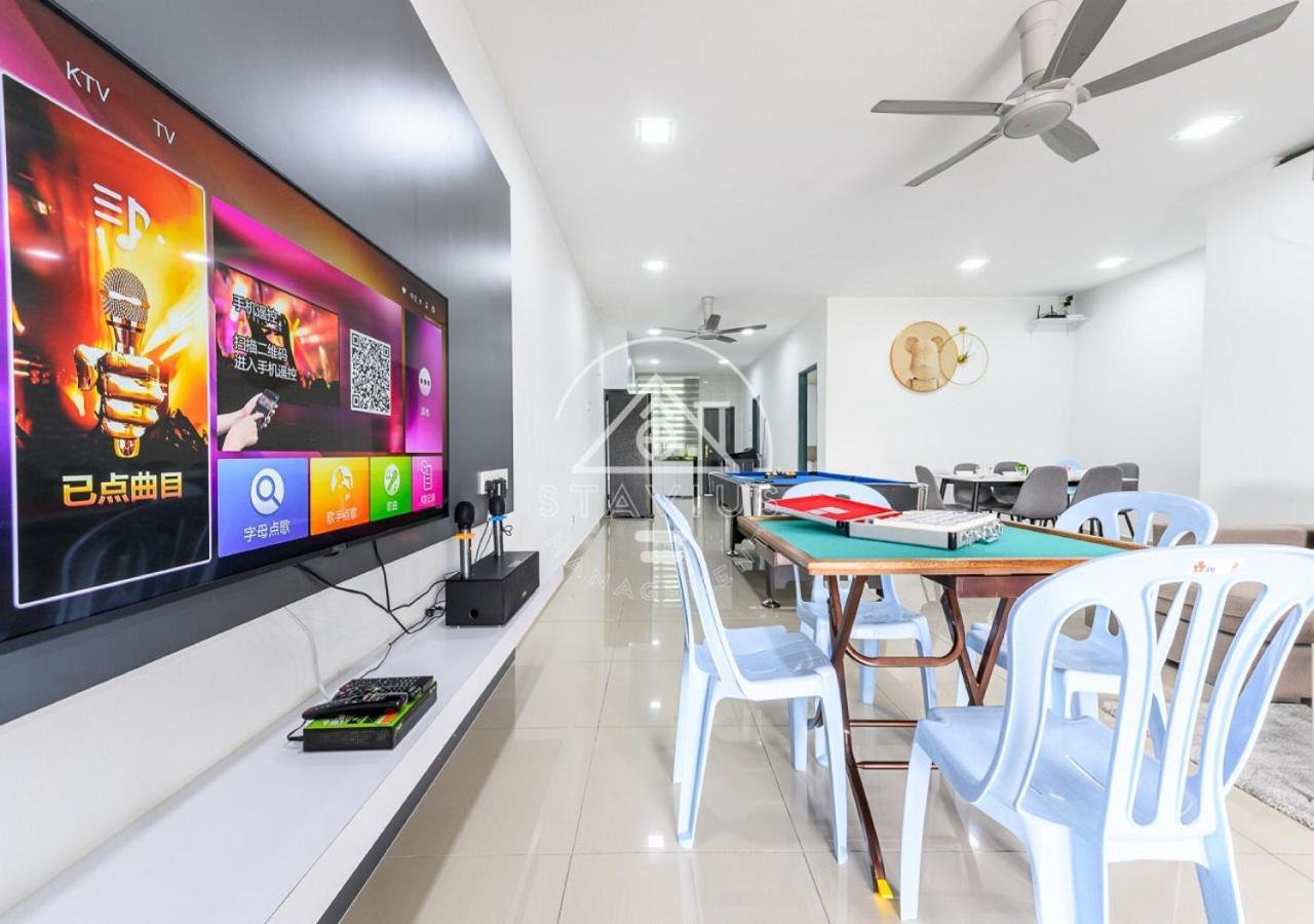 Holiday home 10-14pax 4br Double Storey House *