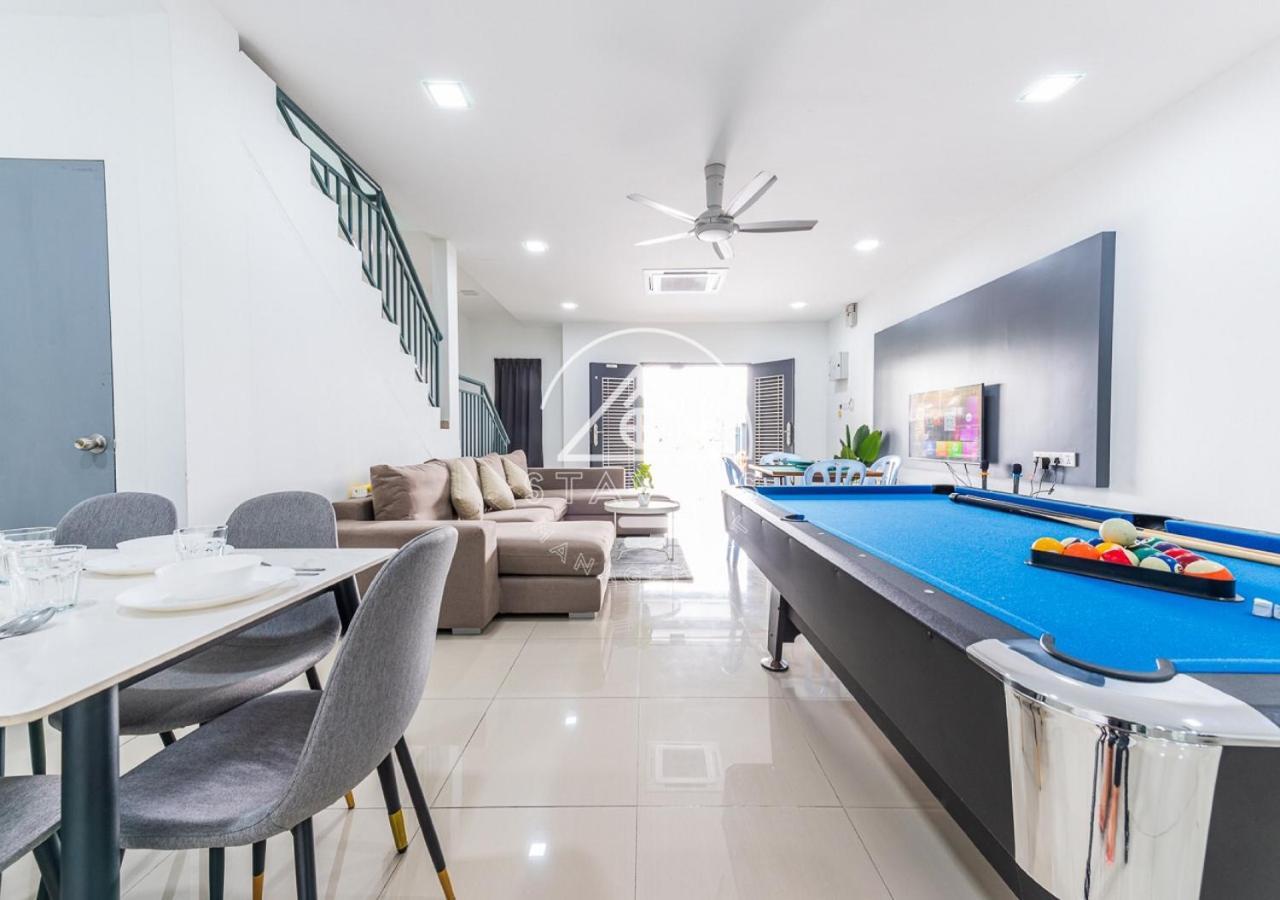 10-14pax 4br Double Storey House Holiday home